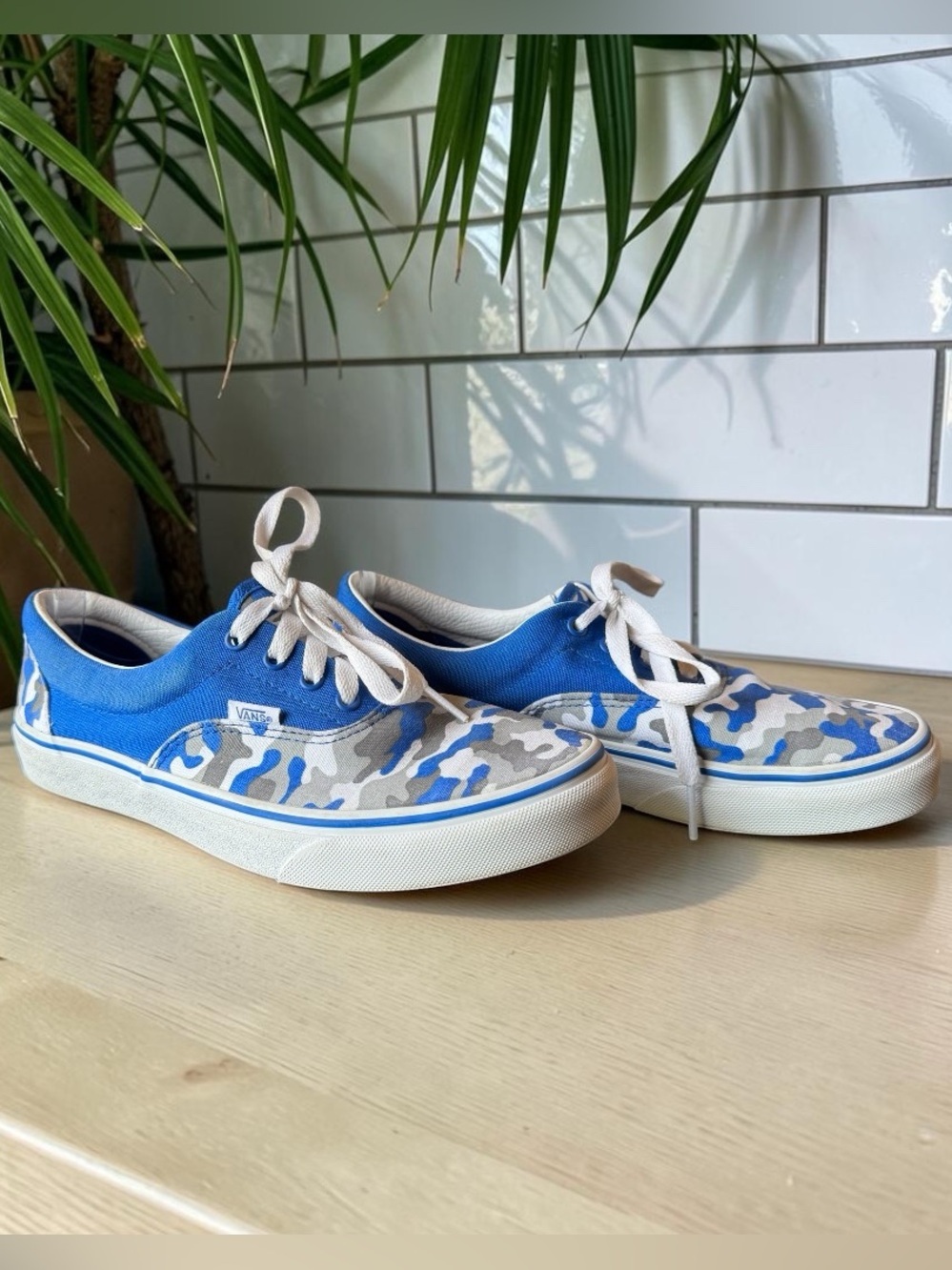 Vans Era Blue Camo Sneakers Juniors 6.5 Womens 8 Low Top Skate Shoes